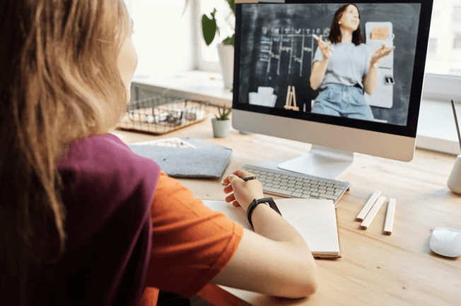 Apprendre une nouvelle langue en ligne