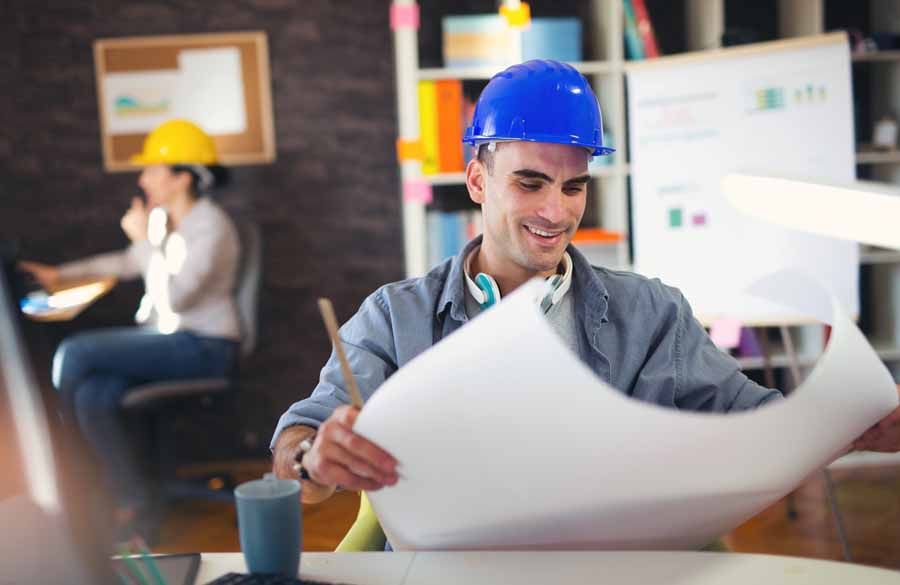Multilingual Workplace Communication: 5 Practical Steps to Improve Understanding and Performance